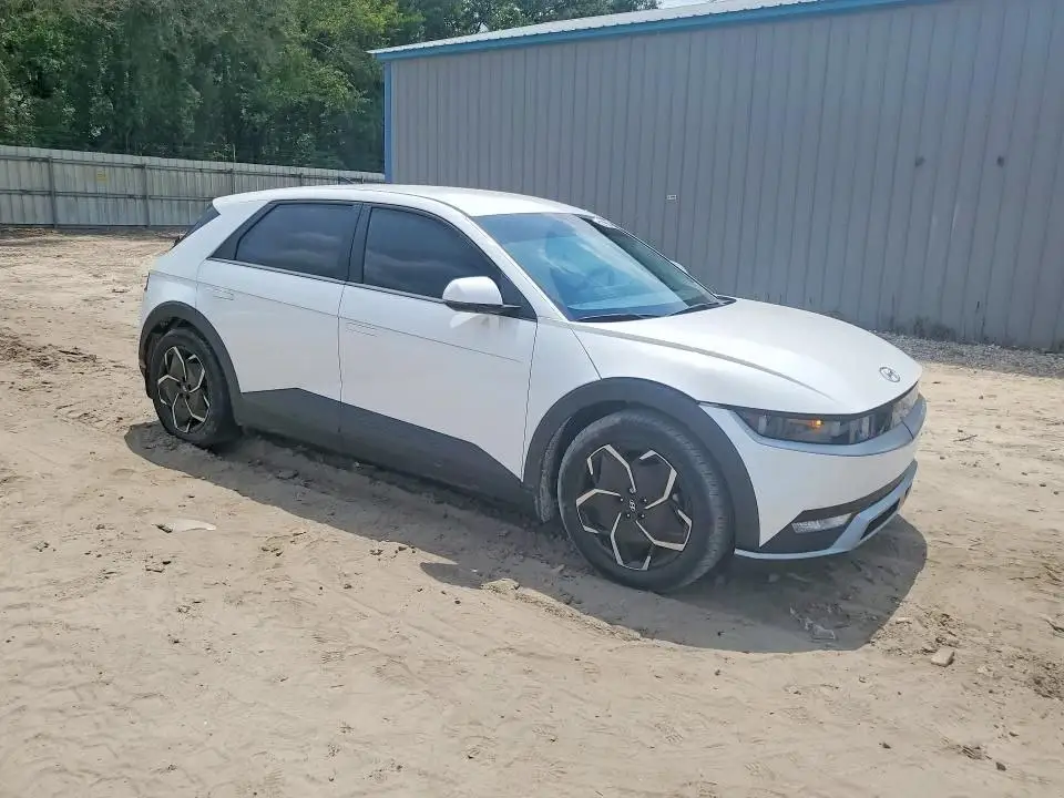 Hyundai IONIQ 5 2023 — фото 1 з 4